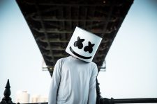 dj-marshmello:-o-que-esta-por-tras-da-mascara-da-atracao-mais-misteriosa-do-rock-in-rio?